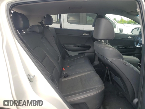 2020 Kia Sportage EX with VIN KNDPNCAC5L7833623, listed as a Copart auction lot 56111115 with 81,212 mi miles and Salvage title. Bid and sale history available at DreamBid. Image 11.