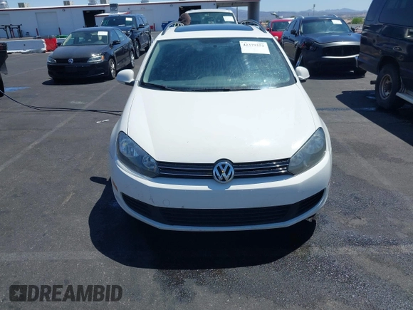 2010 Volkswagen Jetta TDI with VIN 3VWTL7AJ4AM669372, listed as a IAAI auction lot 42379252 with 214,274 mi miles and . Bid and sale history available at DreamBid. Image 6.
