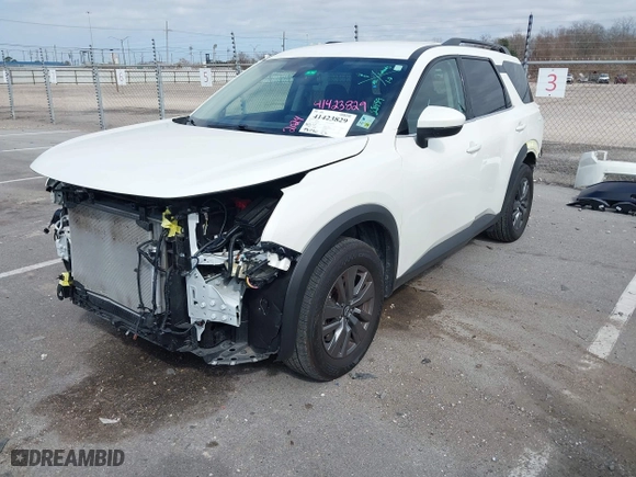 2024 Nissan Pathfinder SV with VIN 5N1DR3BA5RC256432, listed as a IAAI auction lot 41423829 with 17,676 mi miles. Bid and sale history available at carsss.com. Image 2.