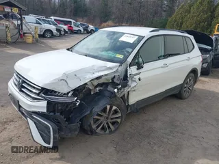 2022 Volkswagen Tiguan S z VIN 3VV0B7AX2NM097402, wystawiony jako IAAI lot #41845707 z przebiegiem 38 668 mil mil oraz . Historia ofert i sprzedaży dostępna na DreamBid. Obrazek 2.