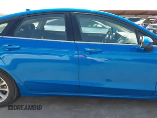 2020 Ford Fusion SE z VIN 3FA6P0HD8LR135668, wystawiony jako IAAI lot #42253008 z przebiegiem 69 625 mil mil oraz . Historia ofert i sprzedaży dostępna na DreamBid. Obrazek 13.