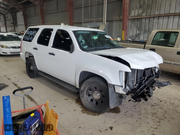 2013 Chevrolet Tahoe Commercial with VIN 1GNLC2E0XDR332321, listed as a Copart auction lot 54126425 with Not provided miles and Salvage title. Bid and sale history available at DreamBid. Image 4.