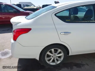 2017 Nissan Versa Sedan SV with VIN 3N1CN7AP9HL869944, listed as a IAAI auction lot 41829971 with 81,825 mi miles. Bid and sale history available at carsss.com. Image 20.