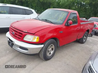2003 Ford F-150 XL z VIN 1FTRF17203NA83617, wystawiony jako IAAI lot #42360791 z przebiegiem 285 094 mil mil oraz . Historia ofert i sprzedaży dostępna na DreamBid. Obrazek 2.