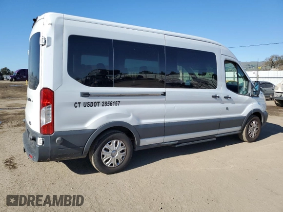 2018 Ford Transit Passenger XL z VIN 1FBAX2CM7JKB04389, wystawiony jako Copart lot #46936395 z przebiegiem 112 654 mil mil oraz Tytuł czysty. Historia ofert i sprzedaży dostępna na DreamBid. Obrazek 3.