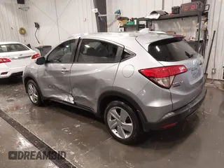 2020 Honda HR-V EX with VIN 3CZRU6H59LM725929, listed as a IAAI auction lot 41741769 with 31,870 mi miles. Bid and sale history available at carsss.com. Image 3.