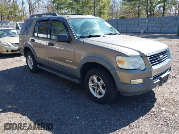 2006 Ford Explorer XLT with VIN 1FMEU73E66UA43409, listed as a IAAI auction lot 41837847 with 196,992 mi miles. Bid and sale history available at carsss.com. Image 1.