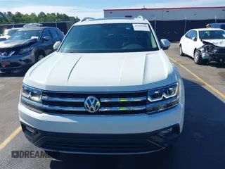 2019 Volkswagen Atlas SE z VIN 1V2WR2CA3KC503490, wystawiony jako IAAI lot #42168340 z przebiegiem 70 868 mil mil oraz . Historia ofert i sprzedaży dostępna na DreamBid. Obrazek 13.