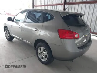 2013 Nissan Rogue SL z VIN JN8AS5MV2DW637867, wystawiony jako IAAI lot #41796646 z przebiegiem 139 280 mil mil oraz . Historia ofert i sprzedaży dostępna na DreamBid. Obrazek 3.
