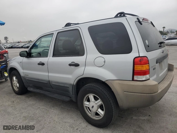 2002 Ford Escape XLT Choice with VIN 1FMYU03112KB30061, listed as a Copart auction lot 53195125 with 177,920 mi miles and Salvage Title. Bid and sale history available at carsss.com. Image 2.