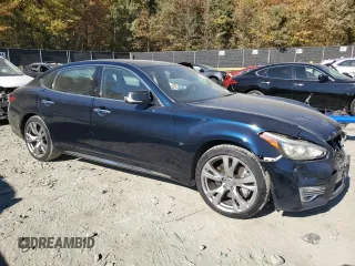 2018 Infiniti Q70 Luxe with VIN JN1BY1PR6JM370328, listed as a Copart auction lot 77170614 with 118,732 mi miles and Salvage title. Bid and sale history available at DreamBid. Image 4.