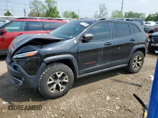 2016 Jeep Cherokee Trailhawk z VIN 1C4PJMBS4GW361188, wystawiony jako Copart lot #59870885 z przebiegiem 112 638 mil mil oraz Czysty tytuł • Clean title. Historia ofert i sprzedaży dostępna na DreamBid. Obrazek 1.