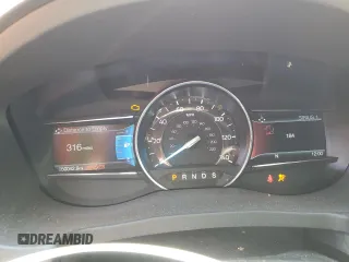 2019 Ford Explorer XLT с VIN 1FM5K8D85KGA57489, выставлен на аукционе Copart как лот 62483345 с пробегом 50 042 миль миль и Списание • Salvage title. История ставок и продаж доступна на DreamBid. Изображение 9.