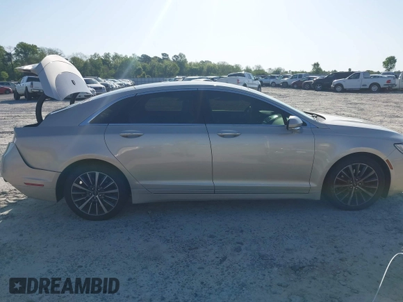 2017 Lincoln MKZ Select with VIN 3LN6L5C94HR664785, listed as a IAAI auction lot 41988612 with 135,112 mi miles and . Bid and sale history available at DreamBid. Image 13.