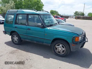 1994 Land Rover Discovery SD z VIN SALJY1247RA097510, wystawiony jako IAAI lot #42343474 z przebiegiem 137 141 mil mil oraz . Historia ofert i sprzedaży dostępna na DreamBid. Obrazek 1.