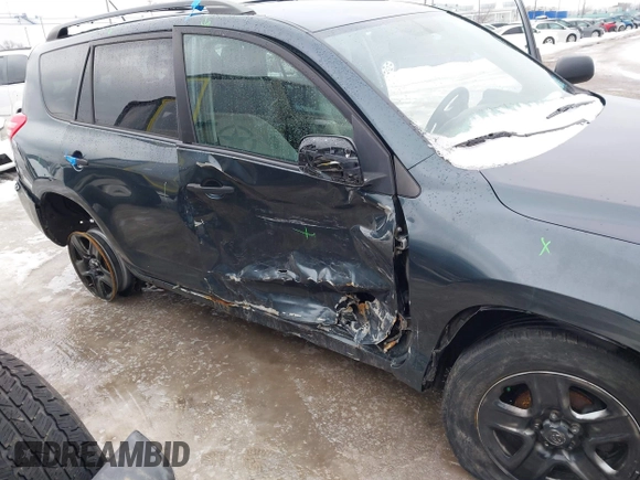 2012 Toyota RAV4 with VIN 2T3BF4DV3CW227073, listed as a IAAI auction lot 41570310 with Not Provided miles. Bid and sale history available at carsss.com. Image 6.