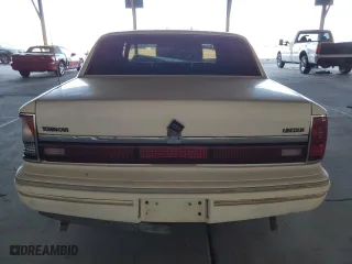 1994 Lincoln Town Car Executive with VIN 1LNLM81W9RY755340, listed as a Copart auction lot 68571884 with 167,150 mi miles and Salvage Title. Bid and sale history available at carsss.com. Image 6.