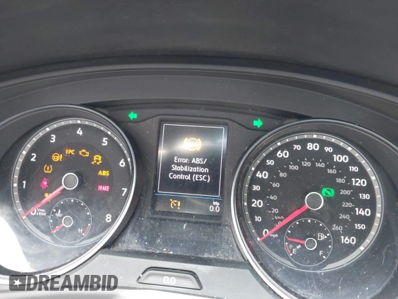 2018 Volkswagen Atlas SE with VIN 1V2CR2CA6JC570554, listed as a IAAI auction lot 42403260 with 109,427 mi miles and . Bid and sale history available at DreamBid. Image 7.