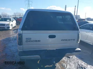 2004 Dodge Dakota Sport with VIN 1D7HG38K44S591424, listed as a IAAI auction lot 41645873 with 135,396 mi miles. Bid and sale history available at carsss.com. Image 16.