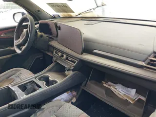 2024 Chevrolet Traverse FWD RS с VIN 1GNERLKS1RJ191440, выставлен на аукционе IAAI как лот 42494535 с пробегом Не указан миль и . История ставок и продаж доступна на DreamBid. Изображение 5.
