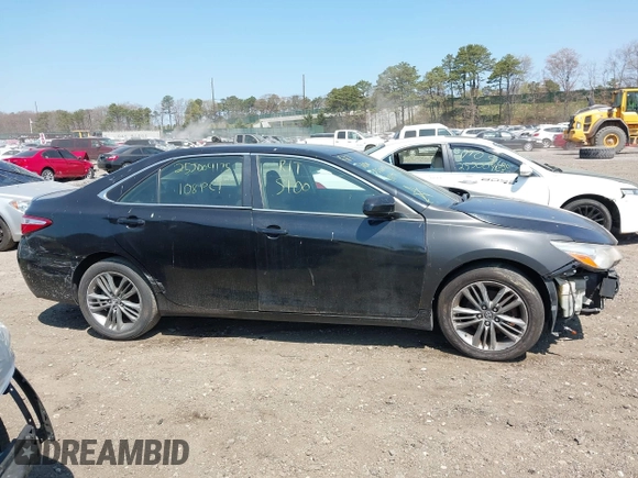 2015 Toyota Camry XLE z VIN 4T1BF1FK4FU933984, wystawiony jako IAAI lot #42121695 z przebiegiem Nie podano mil oraz . Historia ofert i sprzedaży dostępna na DreamBid. Obrazek 12.