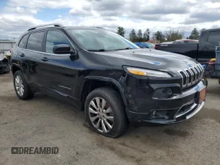2017 Jeep Cherokee Overland z VIN 1C4PJMJS3HW551101, wystawiony jako Copart lot #53347975 z przebiegiem 60 795 mil mil oraz Szkoda całkowita • Salvage title. Historia ofert i sprzedaży dostępna na DreamBid. Obrazek 4.