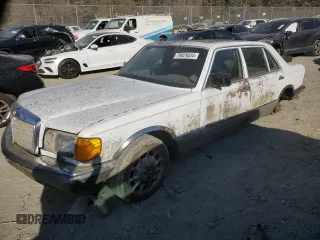 1988 Mercedes-Benz 420 Series 420SEL with VIN WDBCA35D7JA373795, listed as a Copart auction lot 79029034 with 161,539 mi miles and Clean Title. Bid and sale history available at carsss.com. Image 1.