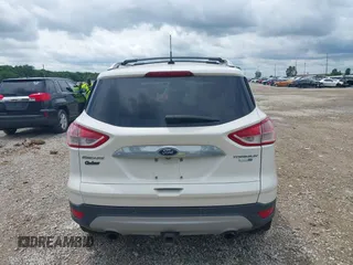 2016 Ford Escape Titanium z VIN 1FMCU9J90GUC76504, wystawiony jako IAAI lot #42552851 z przebiegiem 89 570 mil mil oraz . Historia ofert i sprzedaży dostępna na DreamBid. Obrazek 17.