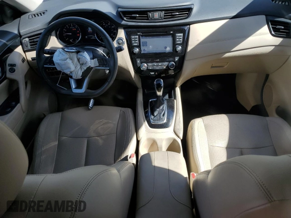 2017 Nissan Rogue SL z VIN 5N1AT2MT9HC848475, wystawiony jako Copart lot #57272765 z przebiegiem 81 296 mil mil oraz Szkoda całkowita • Salvage title. Historia ofert i sprzedaży dostępna na DreamBid. Obrazek 8.