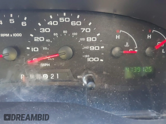 2005 Ford Econoline Cargo with VIN 1FTSS34L55HB20992, listed as a IAAI auction lot 41252796 with 413,912 mi miles and . Bid and sale history available at DreamBid. Image 7.