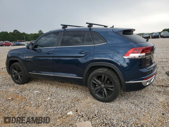 2020 Volkswagen Atlas SE with VIN 1V26E2CA2LC231768, listed as a Copart auction lot 57769365 with 68,185 mi miles and Salvage title. Bid and sale history available at DreamBid. Image 2.