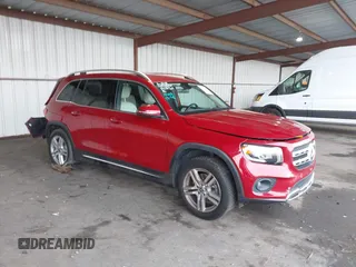 2022 Mercedes-Benz GLB with VIN W1N4M4HB8NW182952, listed as a IAAI auction lot 41142138 with 30,238 mi miles. Bid and sale history available at carsss.com. Image 1.