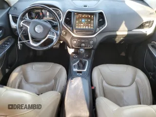 2017 Jeep Cherokee Limited с VIN 1C4PJMDB8HW520857, выставлен на аукционе Copart как лот 53662425 с пробегом 148 297 миль миль и Списание • Salvage title. История ставок и продаж доступна на DreamBid. Изображение 8.