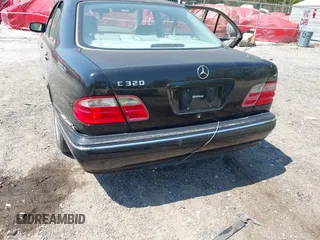 2000 Mercedes-Benz E 320 with VIN WDBJF65J2YB105399, listed as a IAAI auction lot 42076107 with 277,701 mi miles and . Bid and sale history available at DreamBid. Image 6.