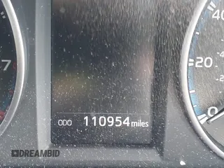 2018 Toyota RAV4 XLE с VIN 2T3WFREV5JW417144, выставлен на аукционе IAAI как лот 42685701 с пробегом 110 954 миль миль и . История ставок и продаж доступна на DreamBid. Изображение 15.