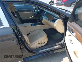 2015 Hyundai Genesis 3.8L with VIN KMHGN4JE7FU089628, listed as a IAAI auction lot 41909334 with 212,262 mi miles. Bid and sale history available at carsss.com. Image 5.