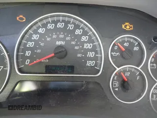 2005 GMC Envoy SLT with VIN 1GKDS13SX52175970, listed as a IAAI auction lot 42047871 with 205,432 mi miles. Bid and sale history available at carsss.com. Image 7.