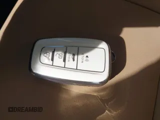 2024 Toyota RAV4 XLE Premium с VIN 2T3C1RFV3RW360051, выставлен на аукционе IAAI как лот 42261611 с пробегом 5 907 миль миль и . История ставок и продаж доступна на DreamBid. Изображение 11.