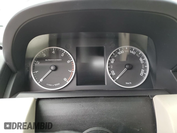 2011 Land Rover Range Rover Sport SC z VIN SALSP2E4XBA708628, wystawiony jako Copart lot #48435575 z przebiegiem Nie podano mil oraz Szkoda całkowita • Salvage title. Historia ofert i sprzedaży dostępna na DreamBid. Obrazek 9.