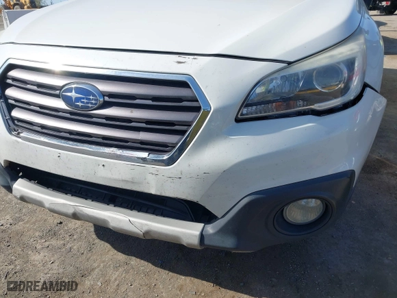 2017 Subaru Outback Touring with VIN 4S4BSETC5H3382683, listed as a IAAI auction lot 41992656 with 226,518 mi miles. Bid and sale history available at carsss.com. Image 6.