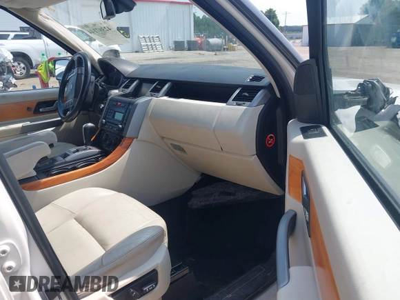 2008 Land Rover Range Rover Sport SC with VIN SALSH23478A162282, listed as a IAAI auction lot 42397144 with 139,276 mi miles and . Bid and sale history available at DreamBid. Image 5.