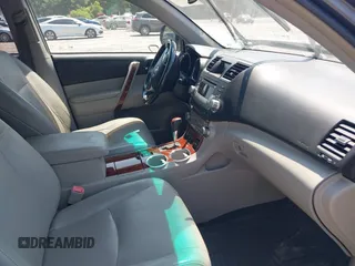 2011 Toyota Highlander Limited with VIN 5TDYK3EH3BS027884, listed as a IAAI auction lot 42527160 with 310,068 mi miles and . Bid and sale history available at DreamBid. Image 5.