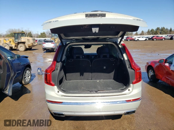 2021 Volvo XC90 Inscription with VIN YV4A221L1M1678918, listed as a Copart auction lot 46607175 with 39,425 mi miles and Salvage title. Bid and sale history available at DreamBid. Image 6.
