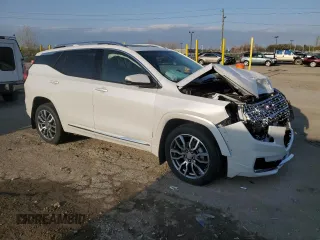 2024 GMC Terrain Denali z VIN 3GKALXEG7RL400510, wystawiony jako Copart lot #53283645 z przebiegiem 4 870 mil mil oraz Szkoda całkowita • Salvage title. Historia ofert i sprzedaży dostępna na DreamBid. Obrazek 4.