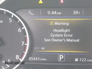 2018 Nissan Maxima SV z VIN 1N4AA6AP6JC402207, wystawiony jako IAAI lot #41192313 z przebiegiem 85 443 mil mil oraz . Historia ofert i sprzedaży dostępna na DreamBid. Obrazek 16.