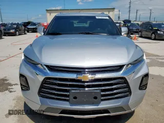 2019 Chevrolet Blazer Premier with VIN 3GNKBFRS4KS621836, listed as a Copart auction lot 54192215 with 107,979 mi miles and Clean title. Bid and sale history available at DreamBid. Image 5.