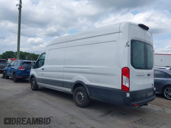 2021 Ford Transit Cargo z VIN 1FTBR3X80MKA03860, wystawiony jako IAAI lot #42102090 z przebiegiem 41 490 mil mil oraz . Historia ofert i sprzedaży dostępna na DreamBid. Obrazek 14.