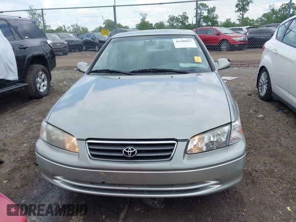 2001 Toyota Camry CE z VIN JT2BG22K410587070, wystawiony jako IAAI lot #42388043 z przebiegiem 119 183 mil mil oraz . Historia ofert i sprzedaży dostępna na DreamBid. Obrazek 13.
