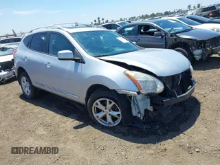 2011 Nissan Rogue SV z VIN JN8AS5MV8BW663306, wystawiony jako IAAI lot #39998423 z przebiegiem 95 522 mil mil oraz . Historia ofert i sprzedaży dostępna na DreamBid. Obrazek 1.