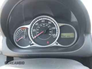 2014 Mazda 2 Sport z VIN JM1DE1KY8E0172828, wystawiony jako IAAI lot #42374758 z przebiegiem 120 180 mil mil oraz . Historia ofert i sprzedaży dostępna na DreamBid. Obrazek 7.